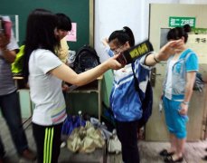 手持金屬探測(cè)器相對(duì)于安檢門(mén)的優(yōu)勢(shì)是什么？